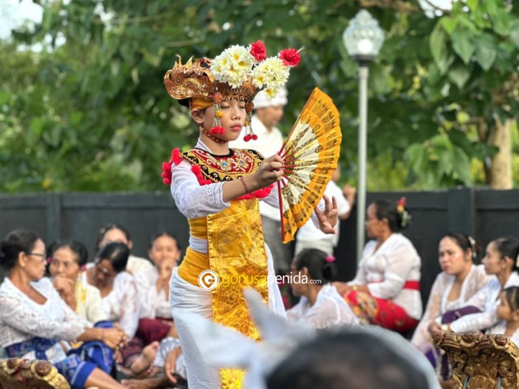 Tari Sanghyang Dedari